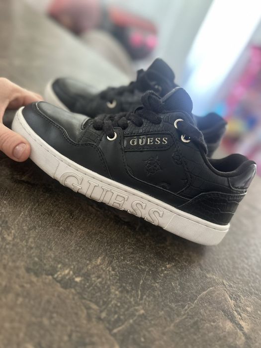 Mokasyny buty trampki Guess