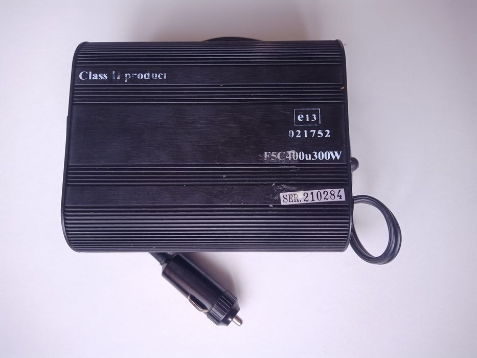 Інвертор Belkin AC Anywhere 300W, 12V/~230V