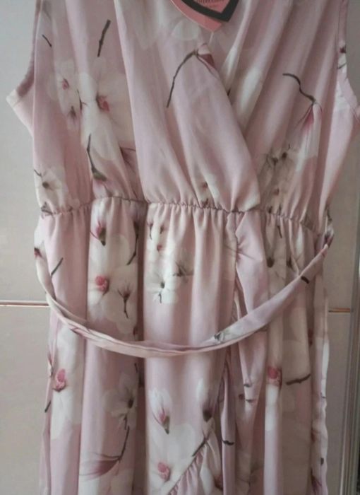 New Collection sukienka nowa 44/46 elegancka komunia