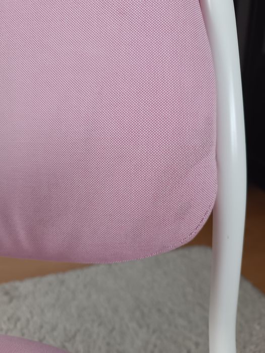 ÖRFJÄLL dziecięce kdzesło biurowe IKEA różowe dla dziewczynki