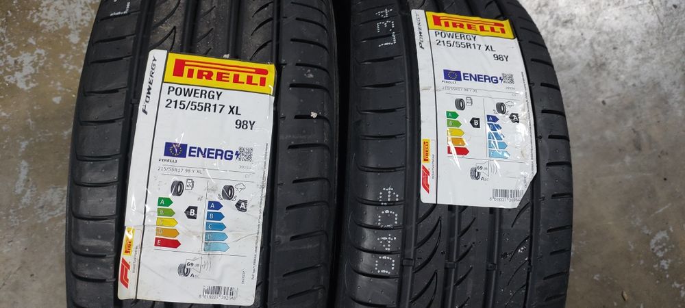 Pneus 215/55/17  pirelli novos