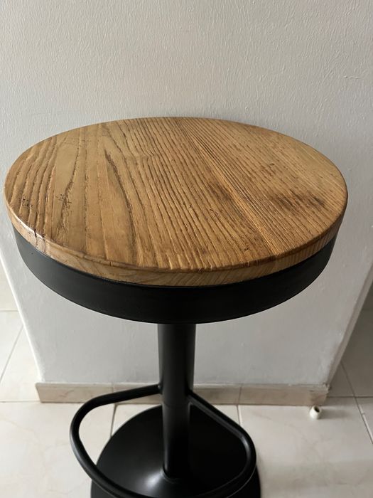 2 Banquetas Alta ajustável Bardder (em aço)