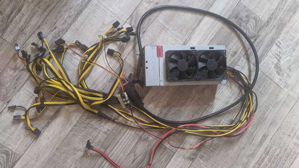 Серверний блок живлення EMERSON