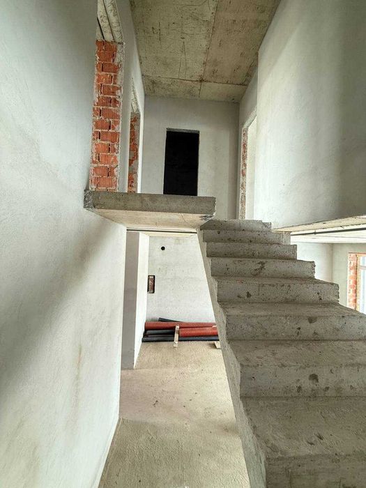 Продаж котеджу в селі Солонка 160м2