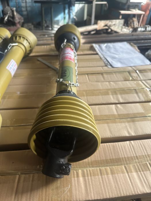 Карданний вал кардан Трактора Сівалки Косарки Оприскувача 6х6 8х6 8х8