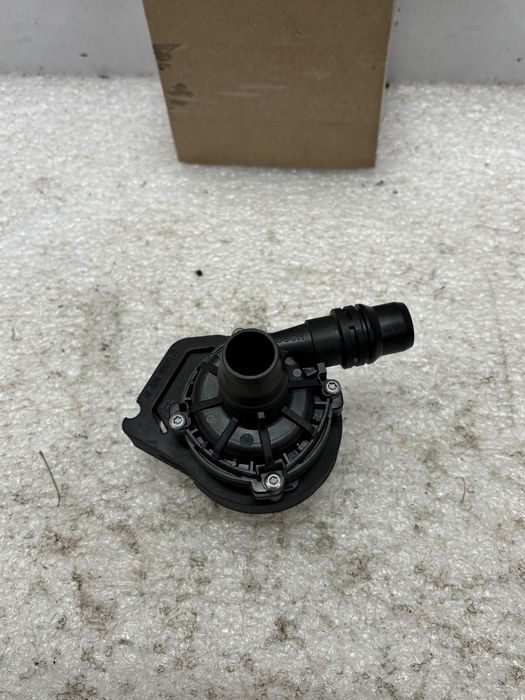 Dodatkowa pompa wody nowa Peugeot E 208 II 2 E Mokka B Corsa elektryk