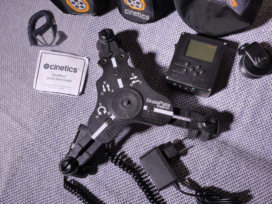 Моторизований слайдер Cinetics Axis360 Pro+Cinetics SkatePlate 2 мотор