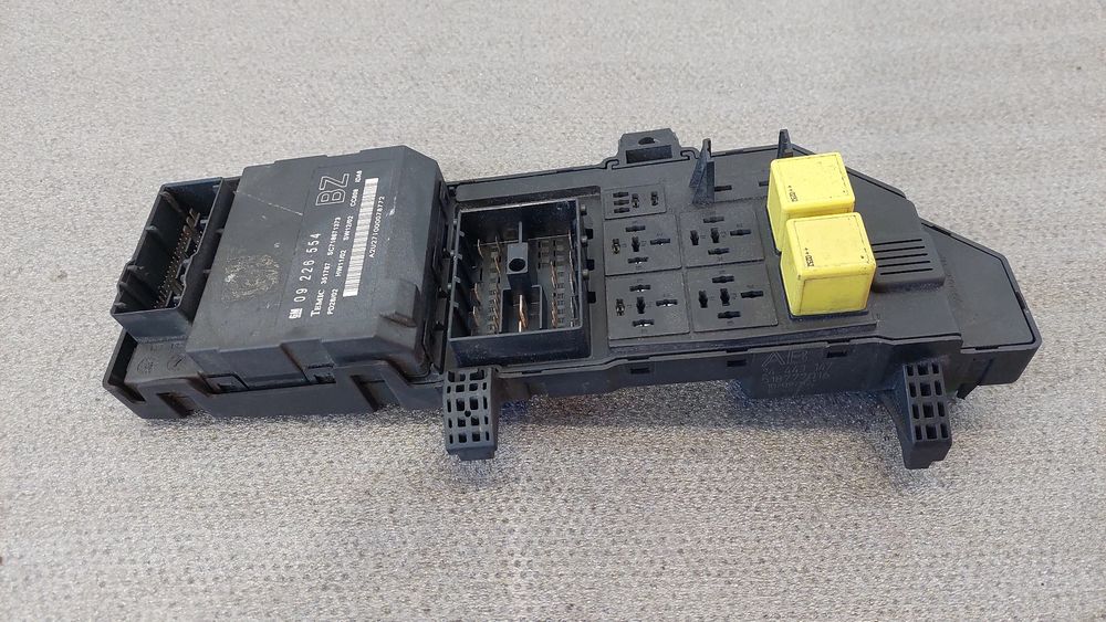 Caixa fusíveis / SAM / BSI OPEL Vectra C