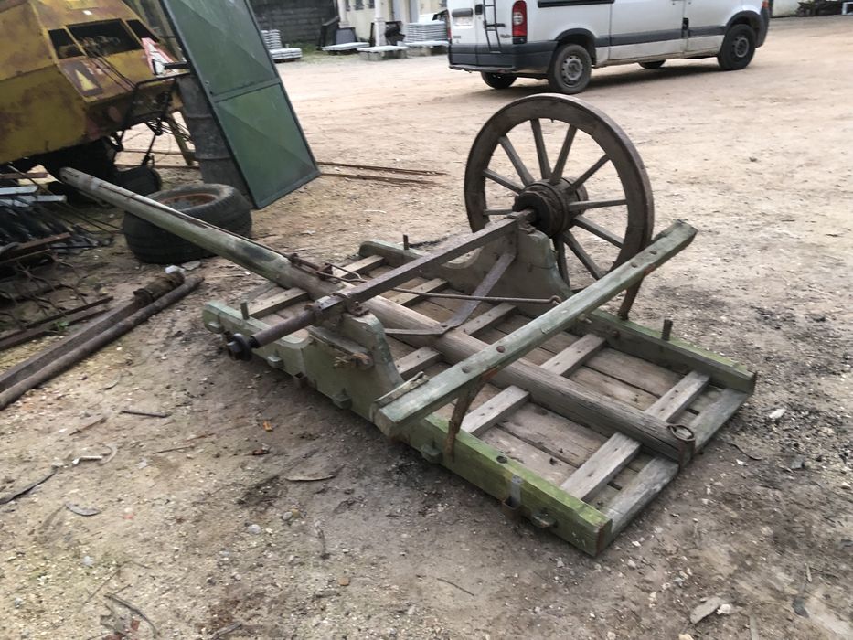 Carro de bois em bom estado