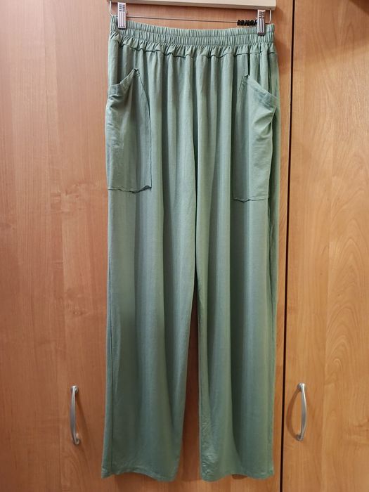 Spodnie firmy Acqua & limone