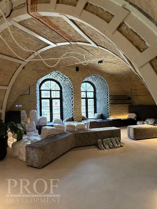 Офіс на Печерську в сучасному БЦ (1100 м2)