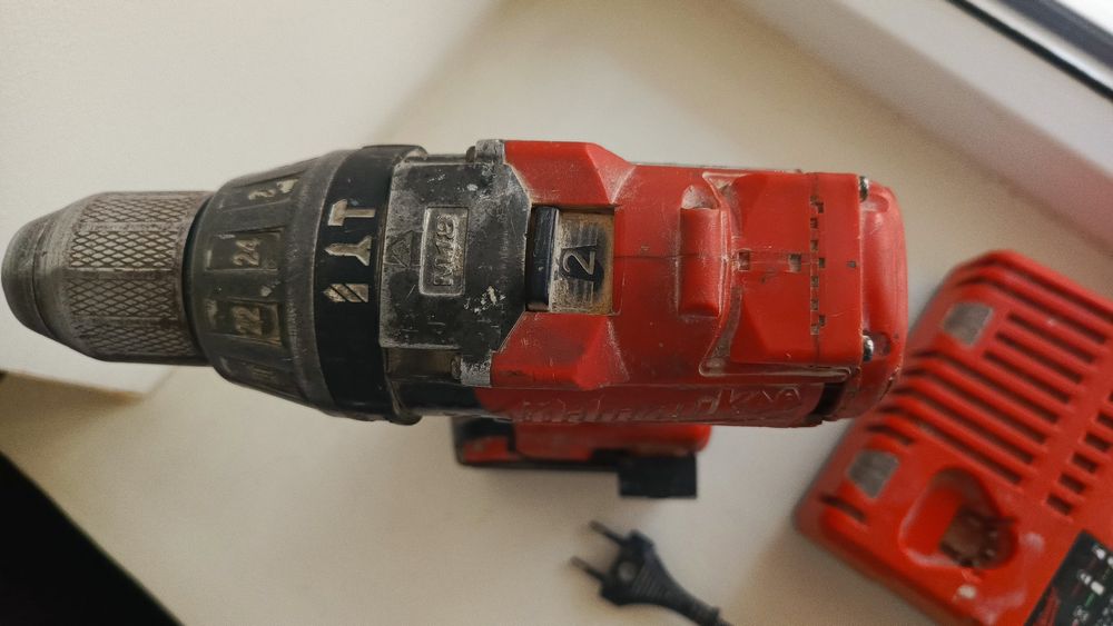 milwaukee шуруповерт ударный m18