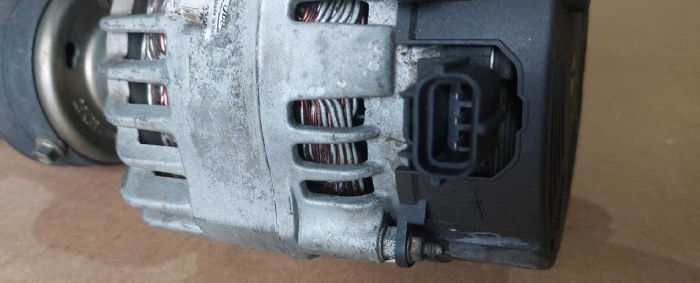 Alternador FORD FOCUS MK1 1.8 TDDI