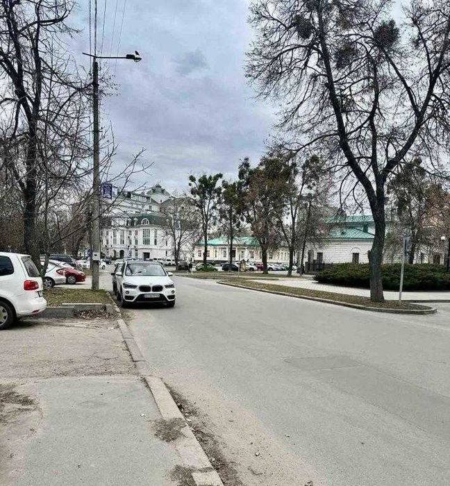 У продажу однокімнатна квартира р-н Парку Перемоги