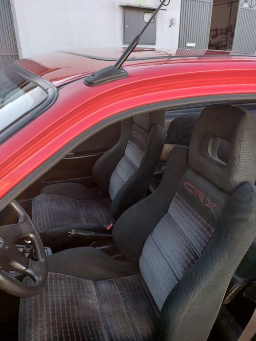 Honda CRX de 1990 todo original.