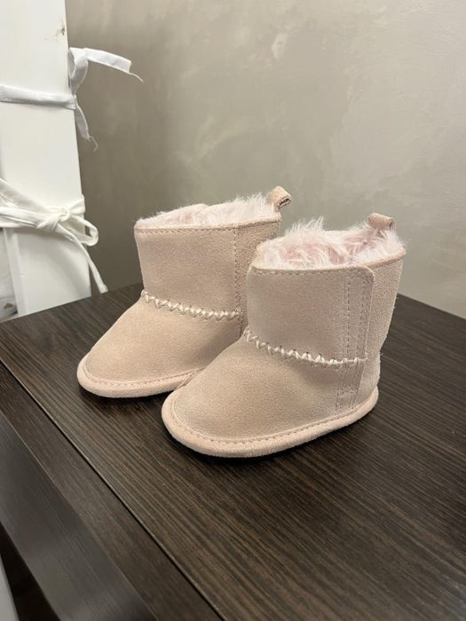 Взуття для немовлят