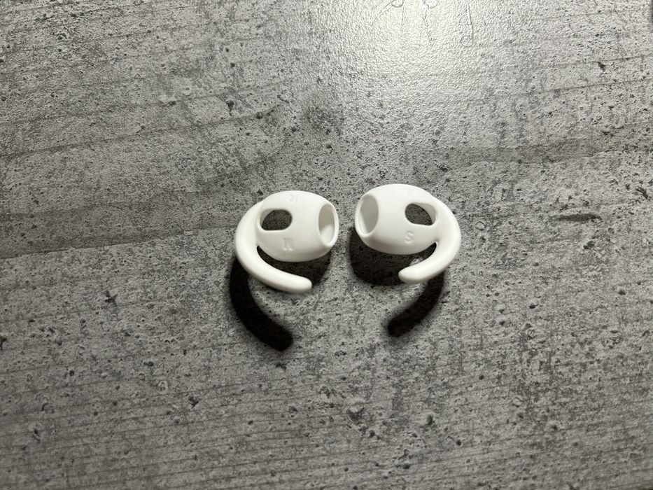 силіконові гачки для навушників AhaStyle (модель для AirPods 3)