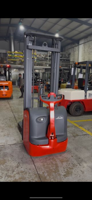 Stacker linde triplex!!! L16!! Recondicionado!! 5 metros!! Oportunidade!!