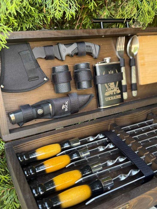 Стильный подарок на юбилей мужчине – шампура ручной работы в кейсе