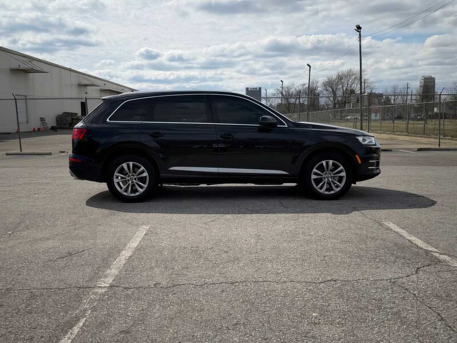 Audi Q7 quattro Premium 45 TFSI      2019