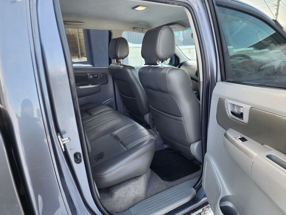 Toyota Hilux 3.0 Diesel 2011 рік в Україні!