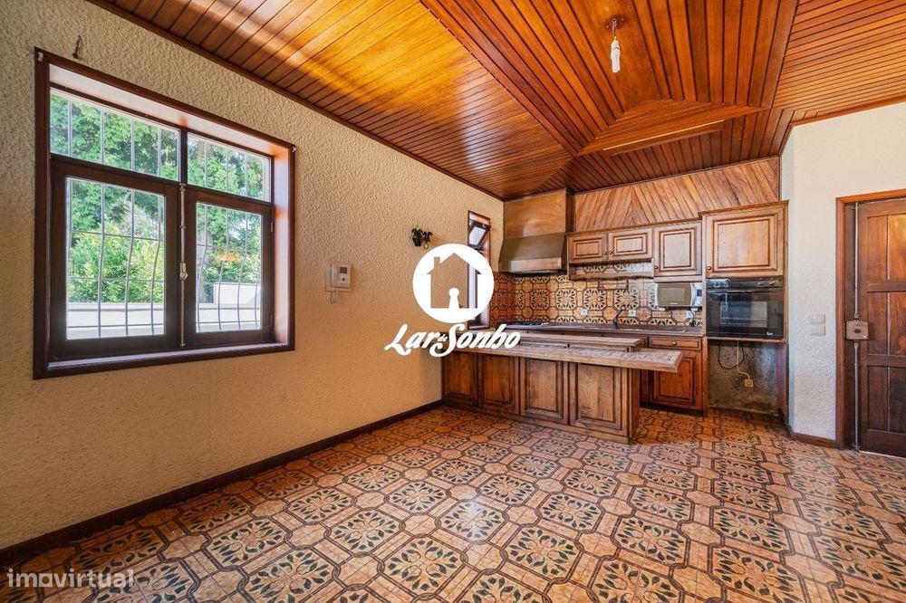 MORADIA T4 - FOLGOSA em terreno de 880m2