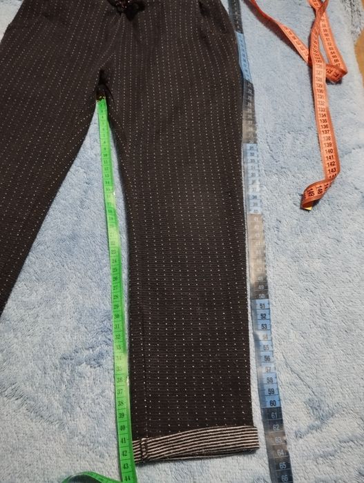 Штани для дівчаток на 5 років в асортименті