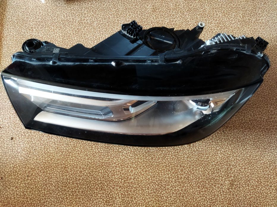 Фара ліва на Audi q5 xenon led USA оригинал бу США 80а