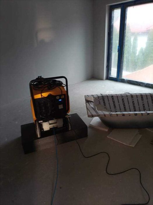 WYNAJEM Osuszacz powietrza Osuszanie po tynkach wylewkach zalaniu