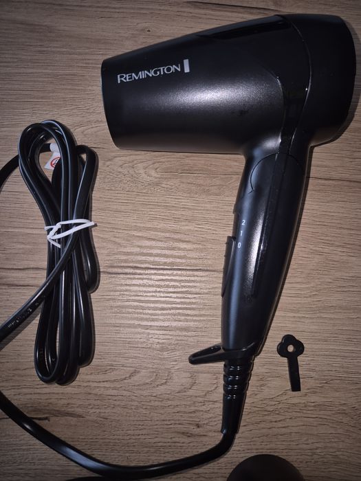 Suszarka REMINGTON  D1500 2000 W