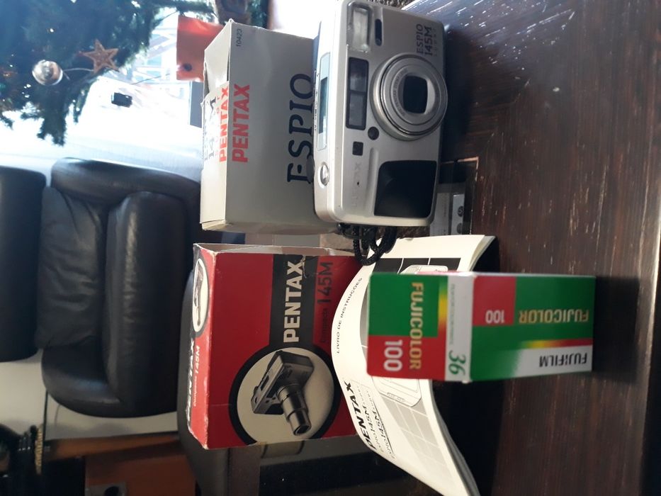 Máquina fotográfica Pentax Espio 145M Super