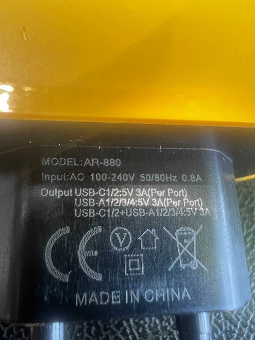 Быстрая зарядка 65W 6 портов USB C для телефонов iPhone Samsung Xiaomi
