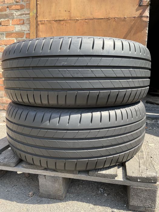 235/55 R18 Bridgestone Turanza T005 / 2шт./ 2023 рік./ як нові