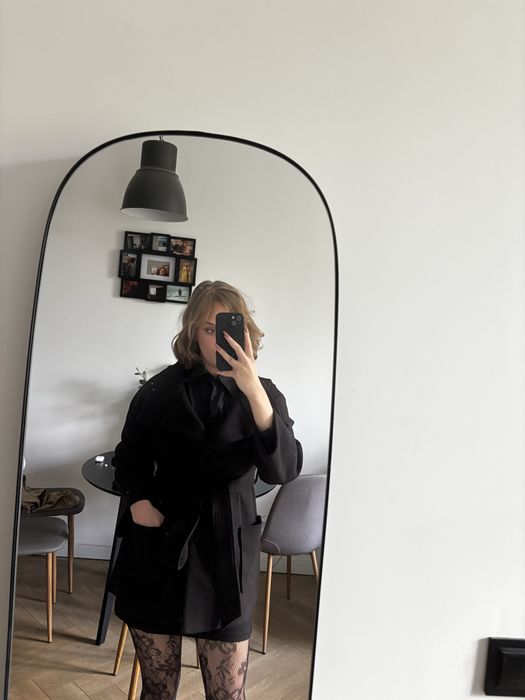 Plaszcz krotki elegancki S/M/L oldmomey fall jesień