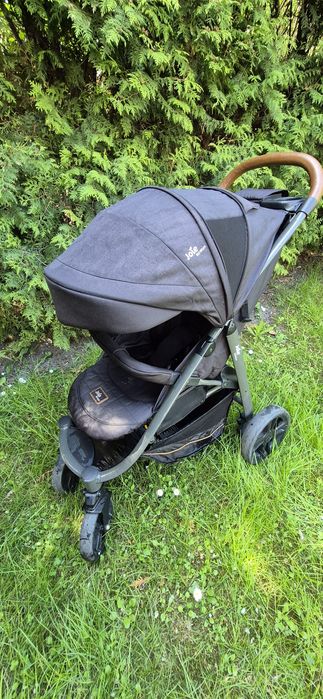 Wózek spacerowy joie