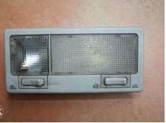 Luz habitáculo VW Polo com 2 plafonds.