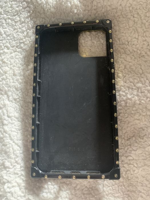 Чехол на IPhone 11