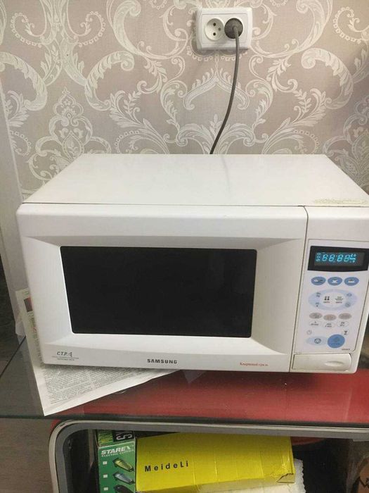 Микроволновка Самсунг.