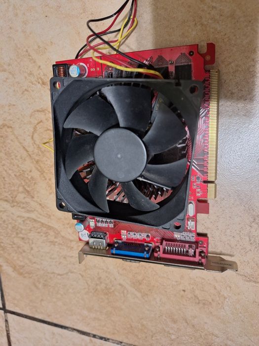 Видеокарта Radeon 2600pro