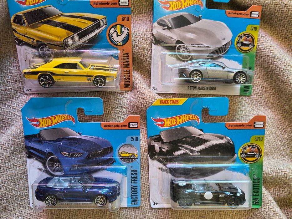 Іграшки дитячі Машинки Hot Wheels