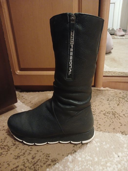 Черевики 37 розмір