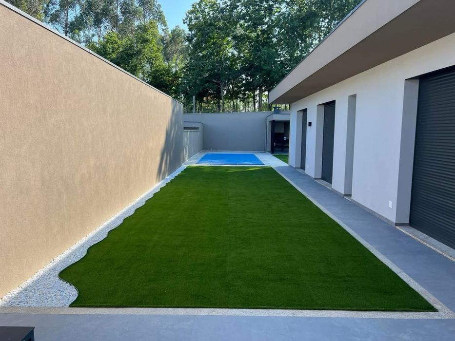 Relva Artificial para Jardim – Instalação Profissional