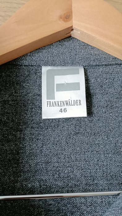 Garnitur damski zestaw garsonka spódnica ołówkowa marynarka wełna