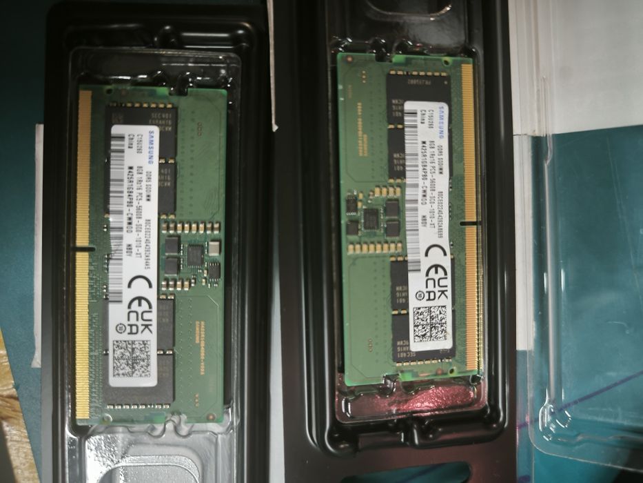 Memória RAM Samsung 8GB DDR5 5600 MHz — Como Nova!