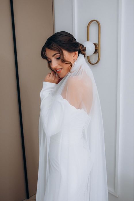 Ніжна весільна сукня