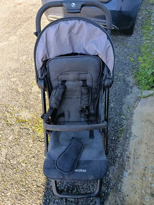 Cadeirinha de passeio  bebé