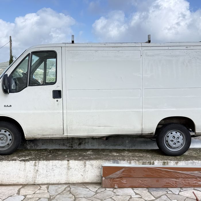 Vendo carrinha leia descricao