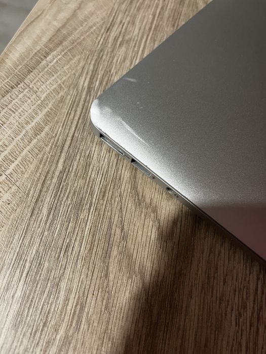 MacBook Air 13” (Early 2014) – sprawny