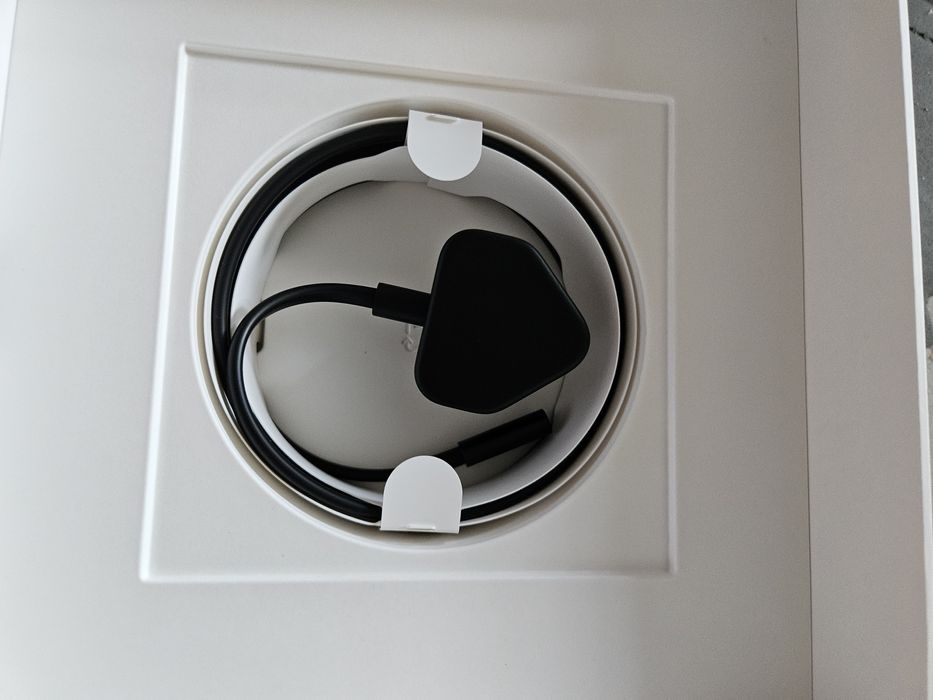 Komputer Mac mini with Apple