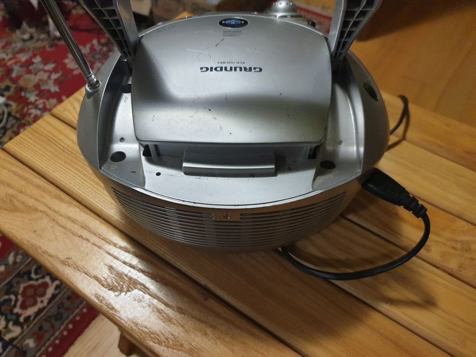 Grundig CD проигрователь